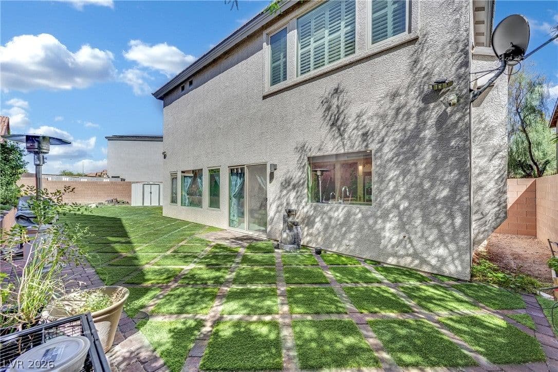 8373 Bartholomew Park Court photo 5