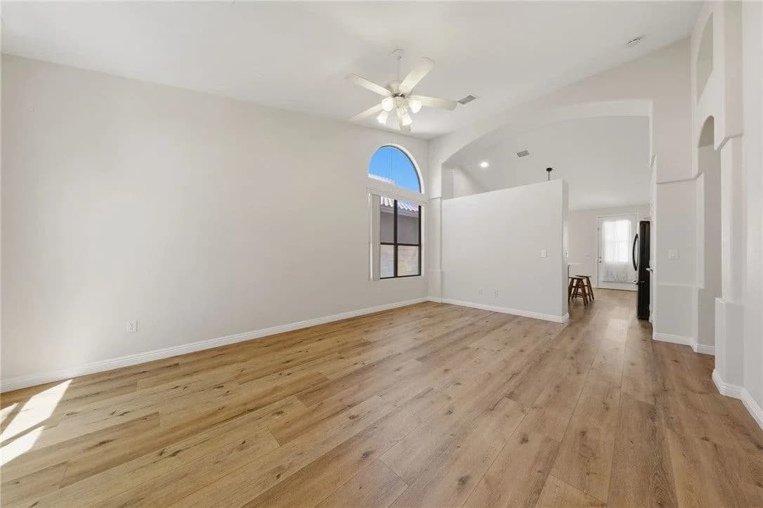 6324 Malachite Bay Avenue photo 4