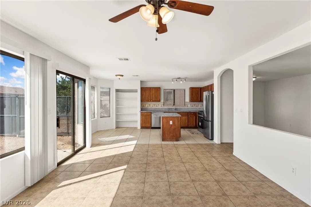 4655 Gracemont Avenue photo 4