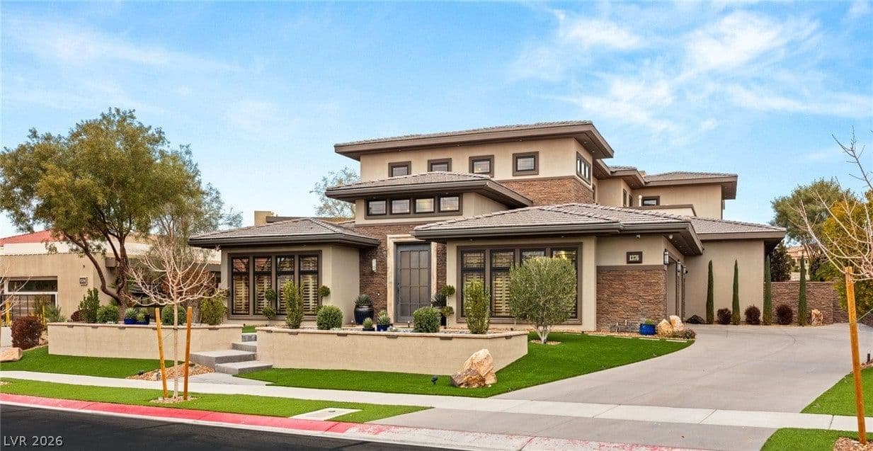 1376 Opal Valley Street photo 2