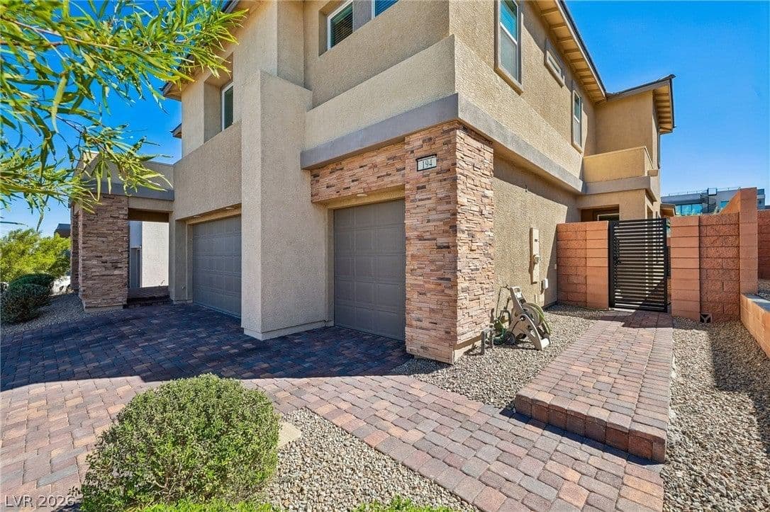 194 Viento Ridge Street photo 4