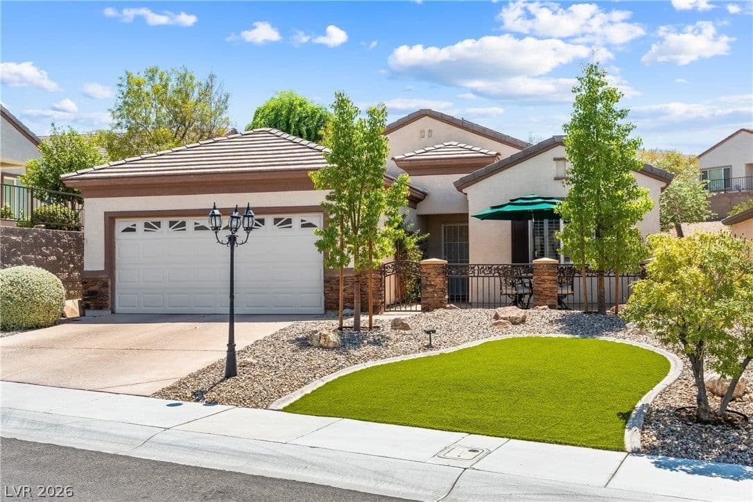 2507 Jada Drive photo 4