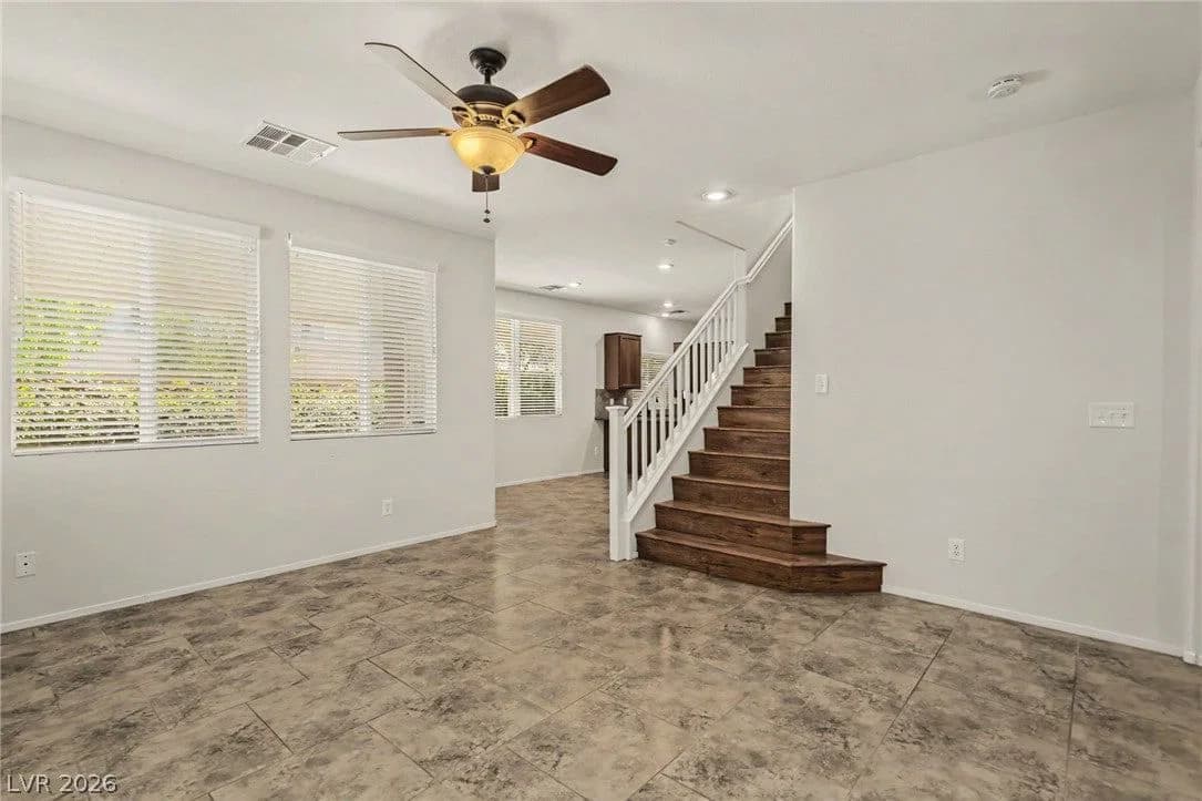 10643 Bandera Mountain Lane photo 4