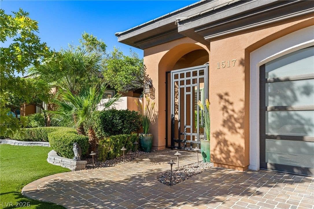 1517 Marbella Ridge Court photo 4