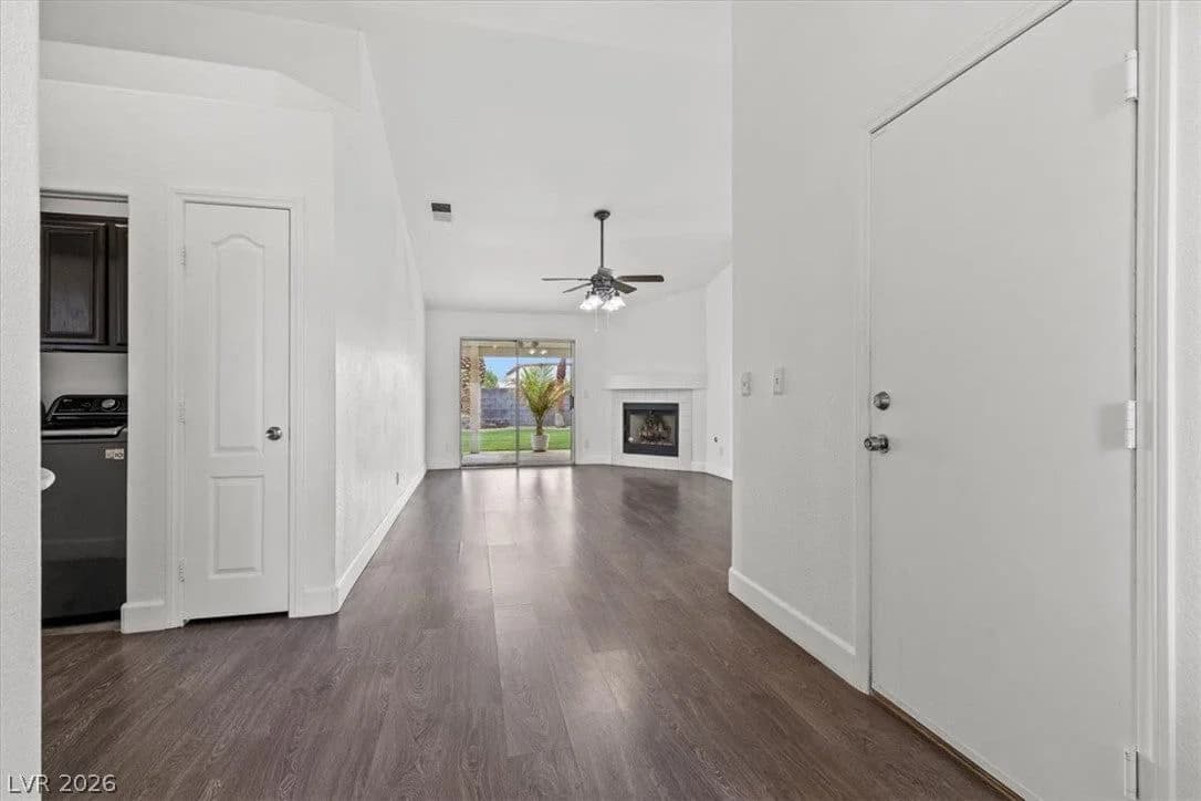 814 Hamlet Street photo 3
