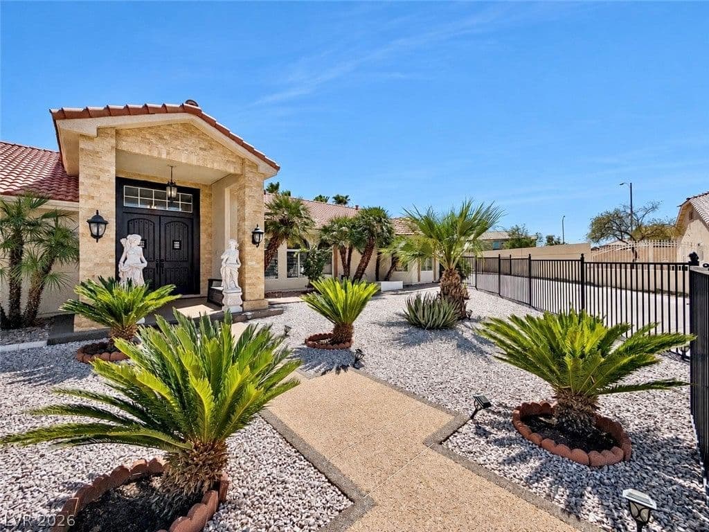 3272 Crystal Palm Court photo 3