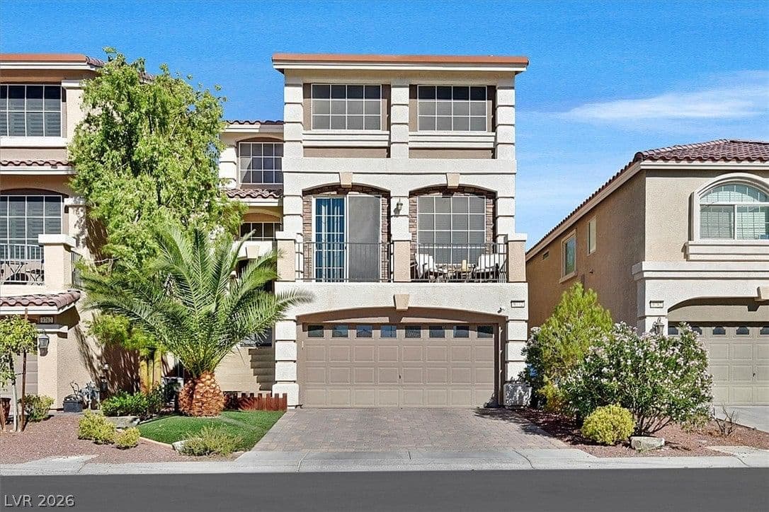 9772 Smokey Moon Street photo 3