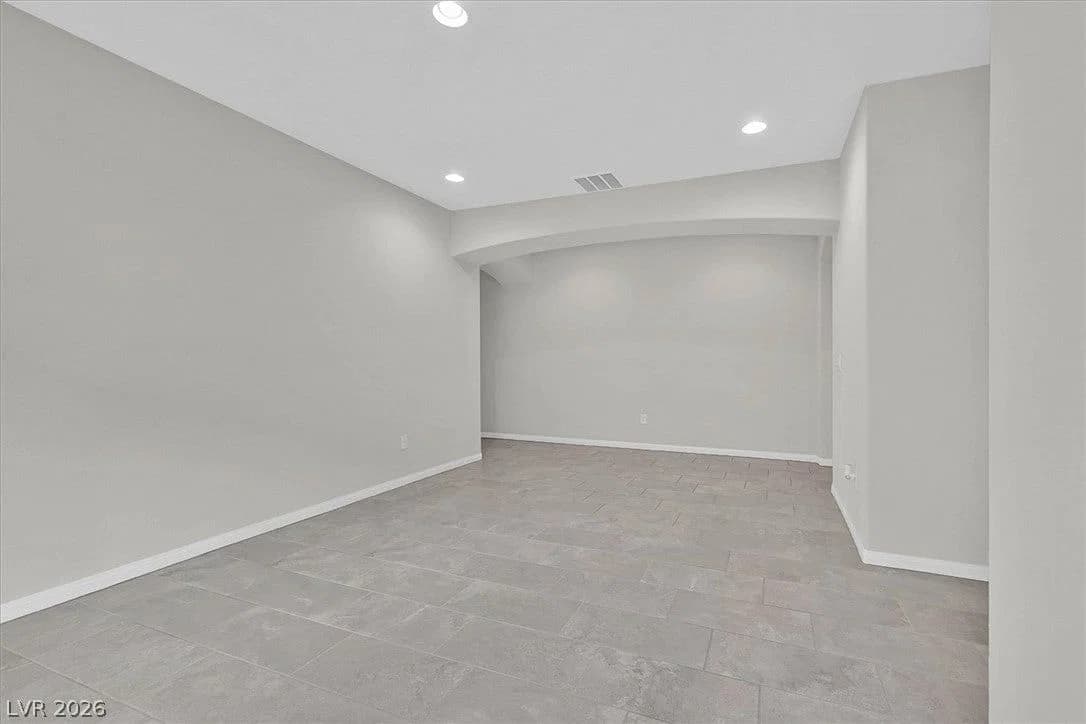 5121 Royal Indigo Street photo 4