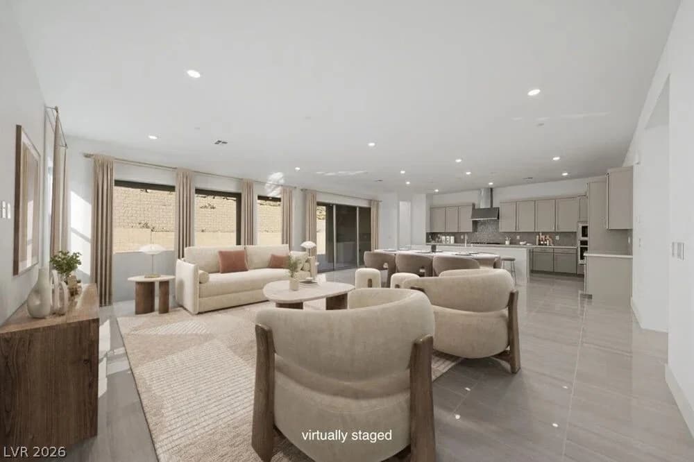 374 Tigullio Avenue photo 3
