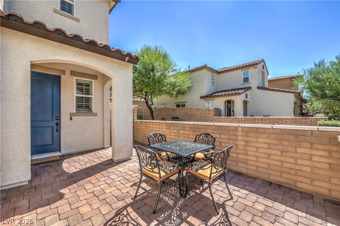358 Mezzaforte Street photo 4