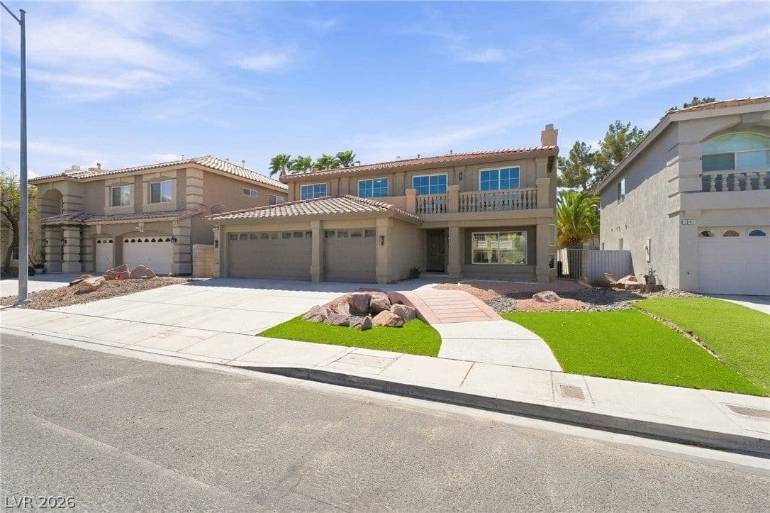 1661 Starlight Canyon Avenue photo 4