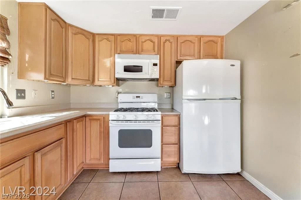 5206 Brentmead Drive photo 4