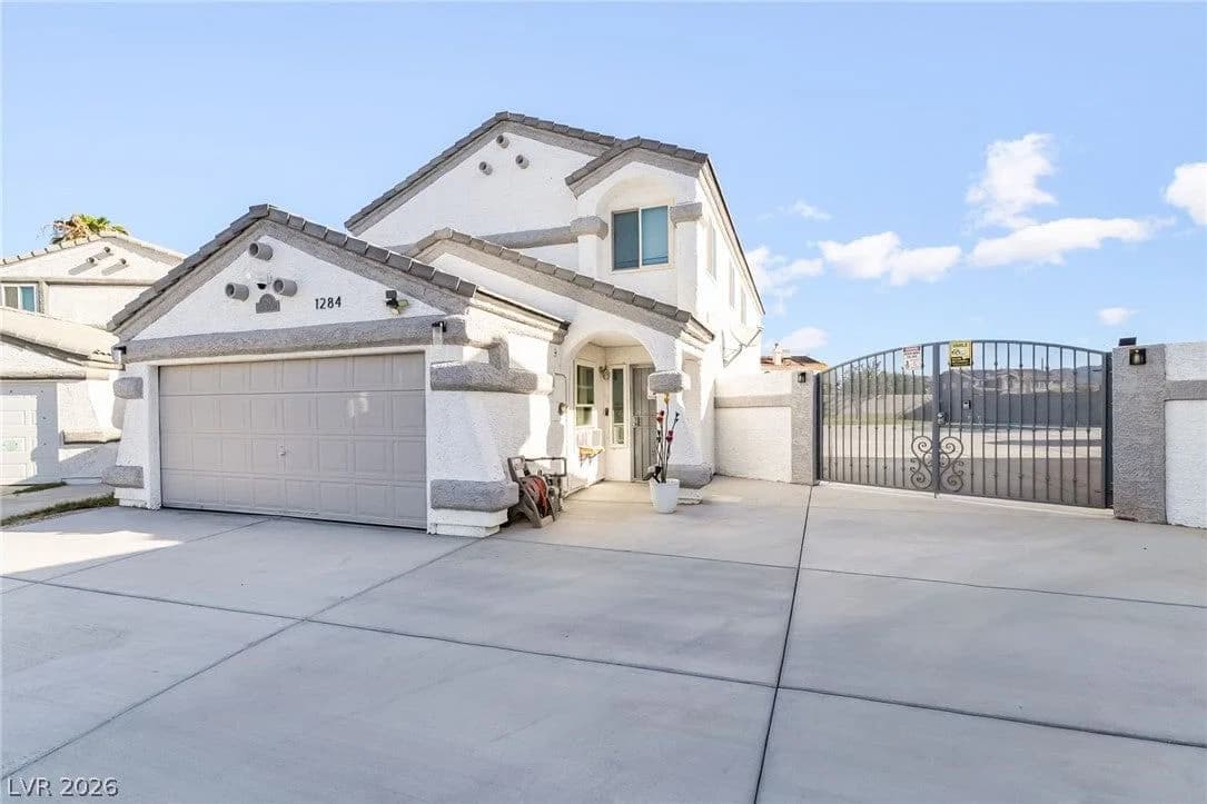 1284 Prairie View Drive photo 2