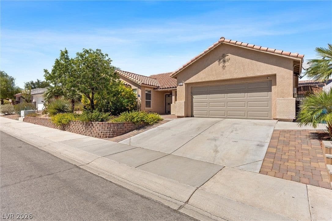 3417 Baldoyle Lane photo 2