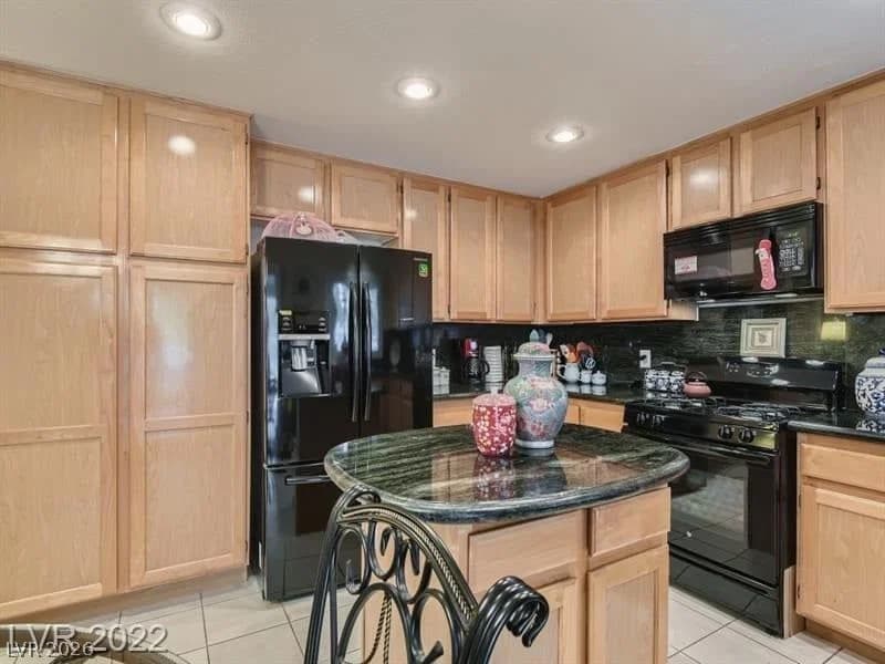 1428 Calle Montery Street photo 3