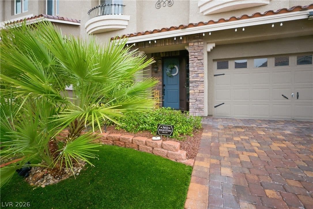 10121 Arbor Brook Court photo 5