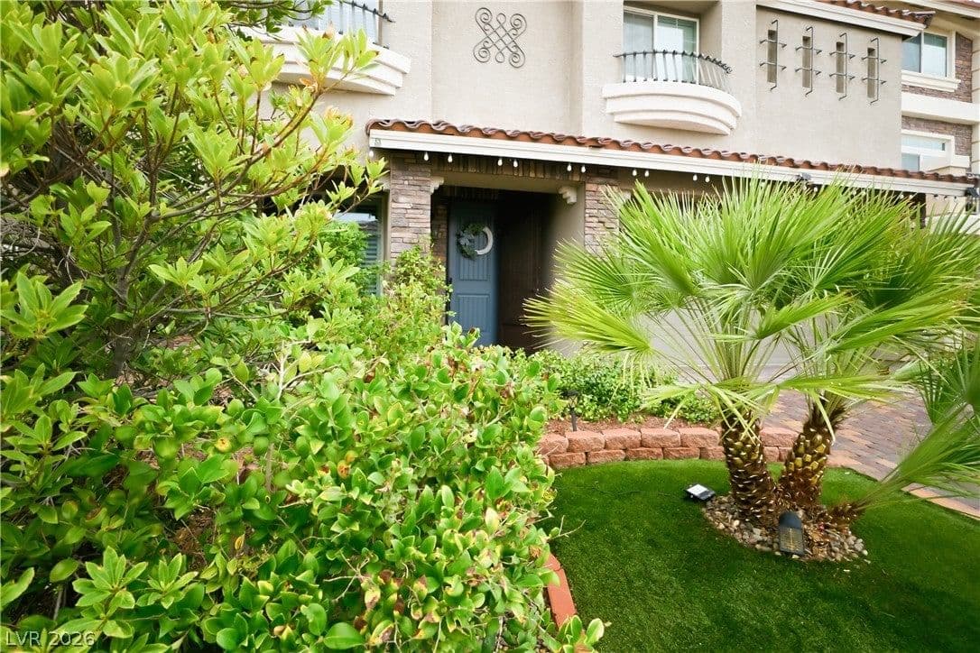 10121 Arbor Brook Court photo 4