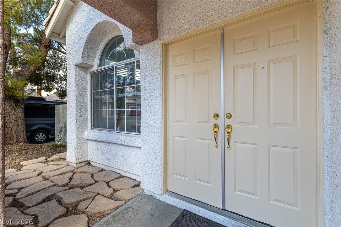 10416 Horseback Ridge Avenue photo 4