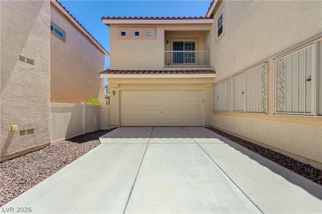 1711 Spotted Wolf Avenue photo 5