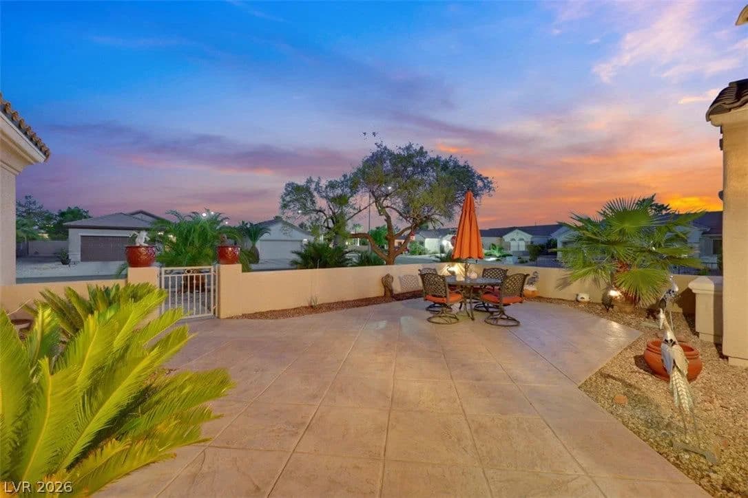 3050 Seaford Peak Drive photo 5