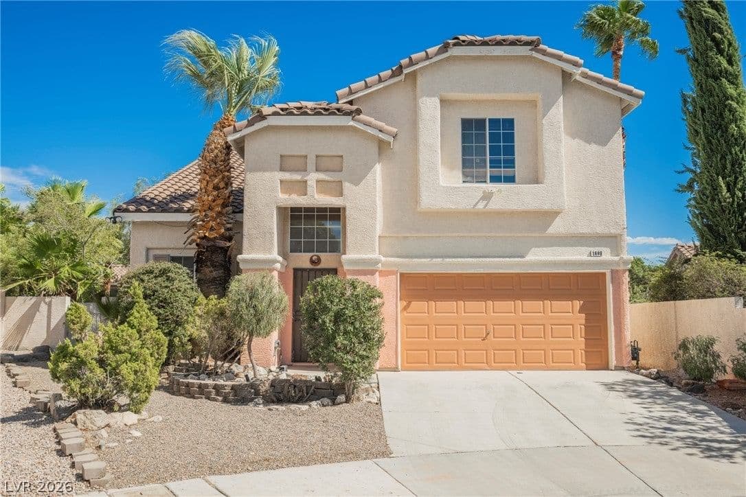1608 Saddle Rock Circle photo 2