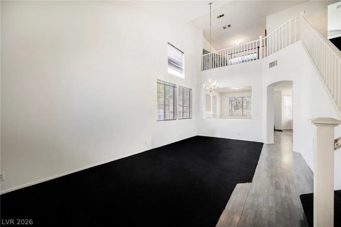 1608 Saddle Rock Circle photo 4