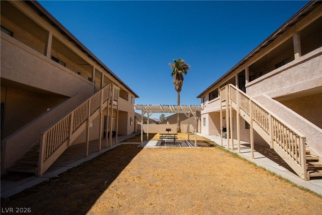 1444 Star Road photo 2