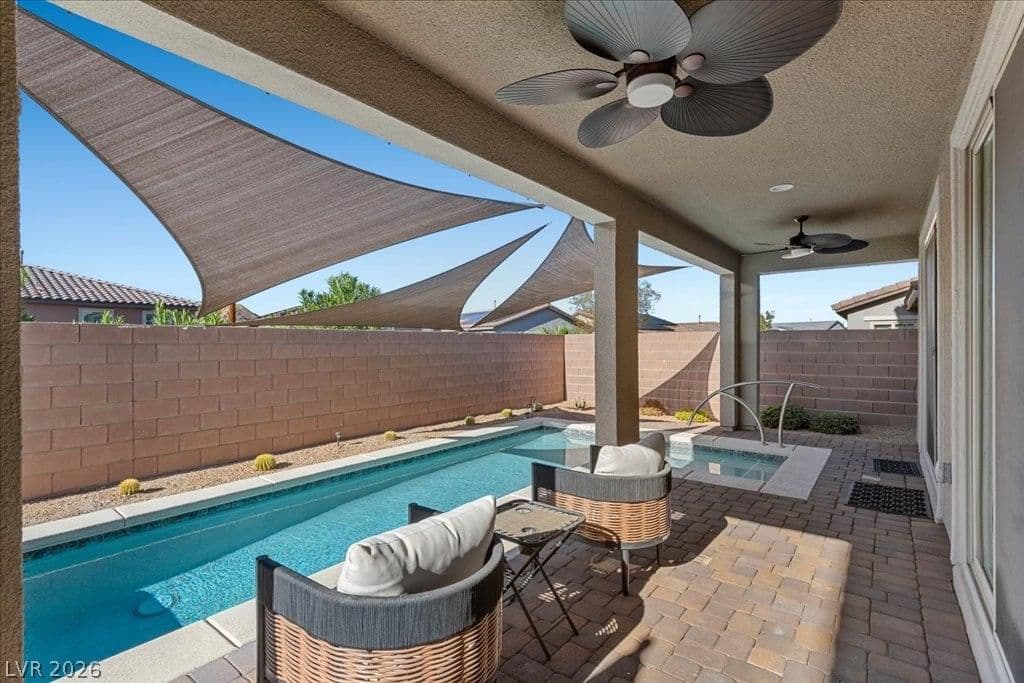 40 Flora Sagio Avenue photo 5