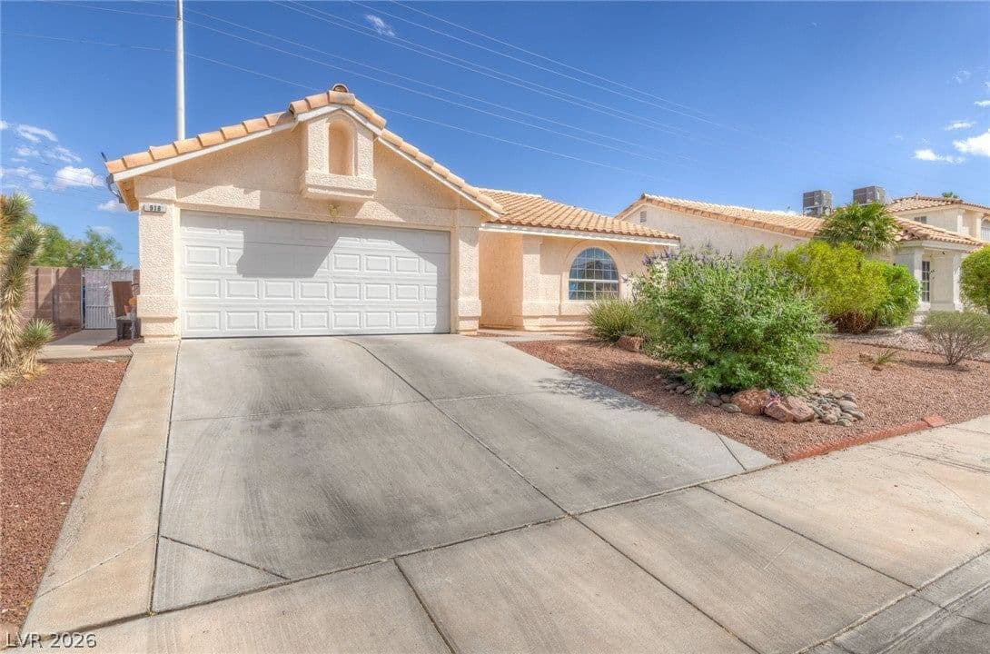 918 Ambusher Street photo 2