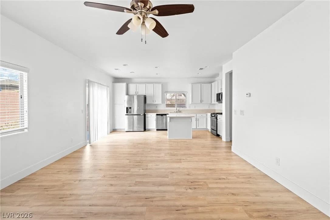 10600 Capitol Peak Avenue photo 5