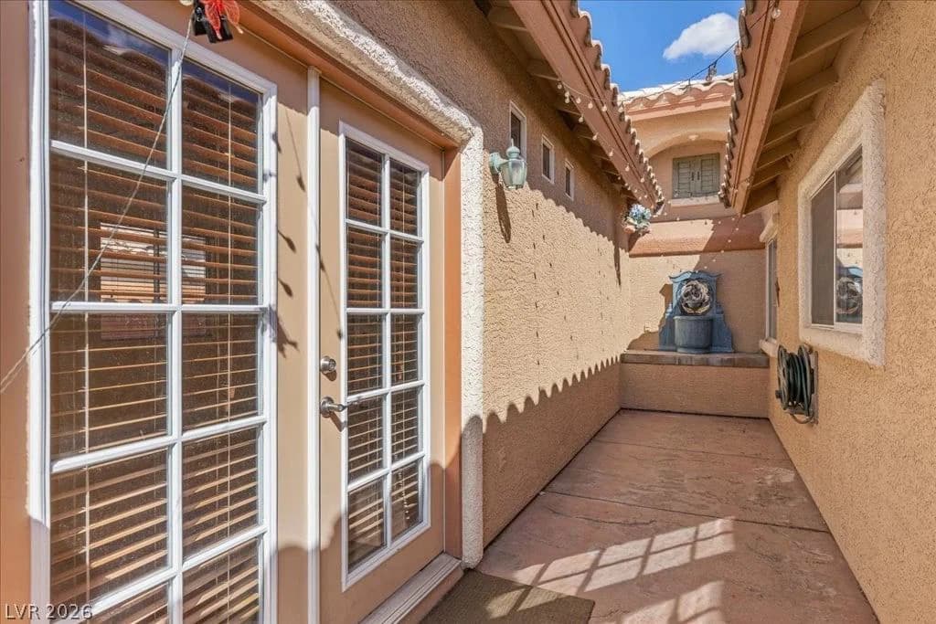 120 Ringlore Drive photo 5