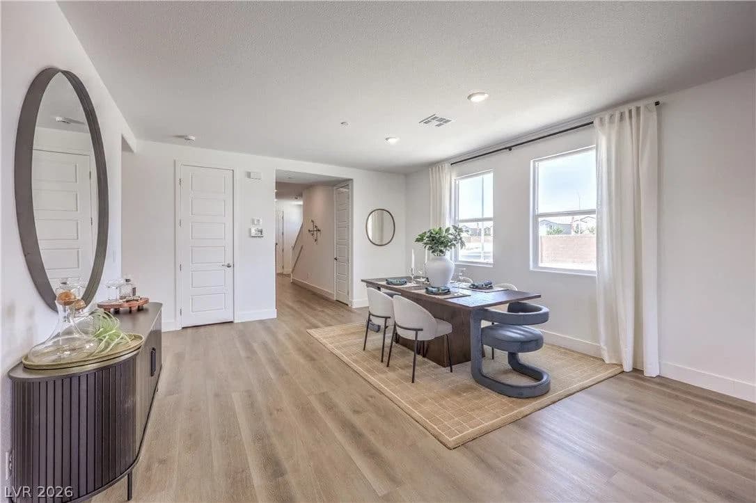 1821 Shondra Court photo 5