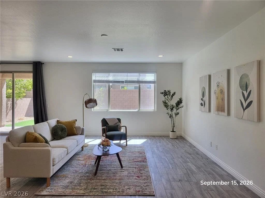 283 Walkinshaw Avenue photo 5
