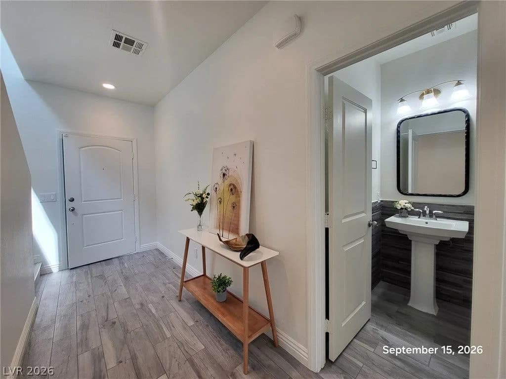 283 Walkinshaw Avenue photo 4