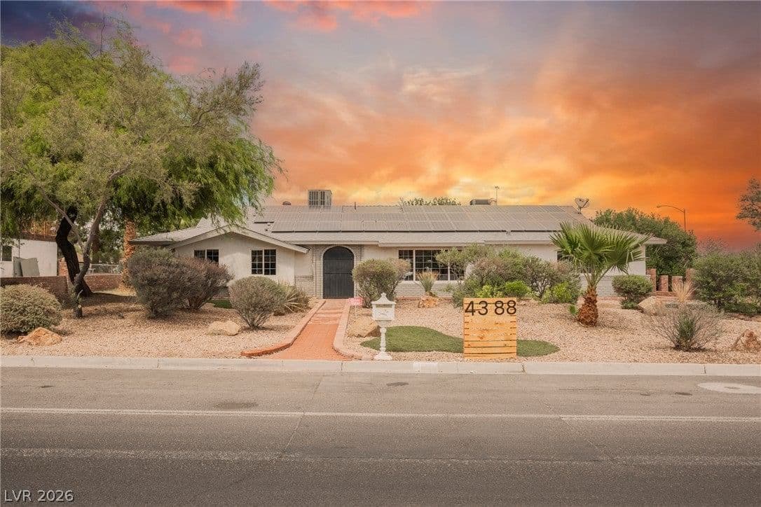 4388 Hacienda Avenue photo 3
