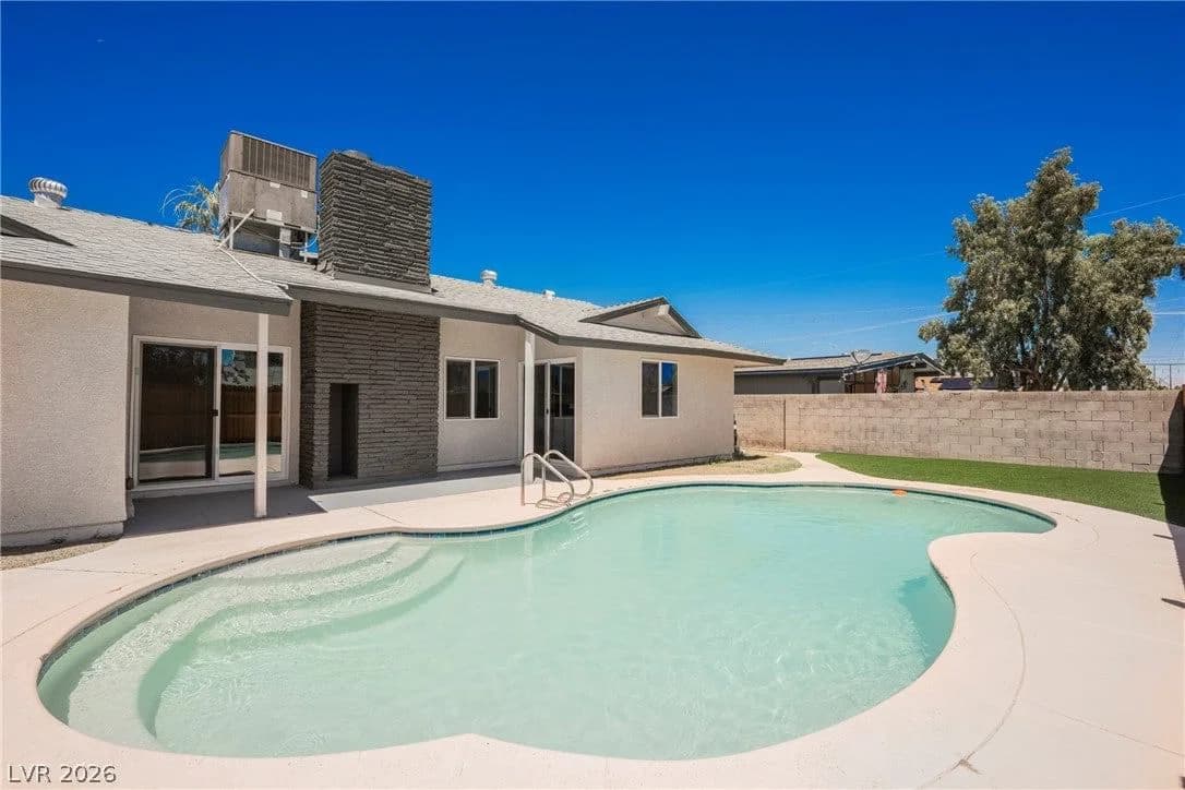2454 Winterwood Boulevard photo 3