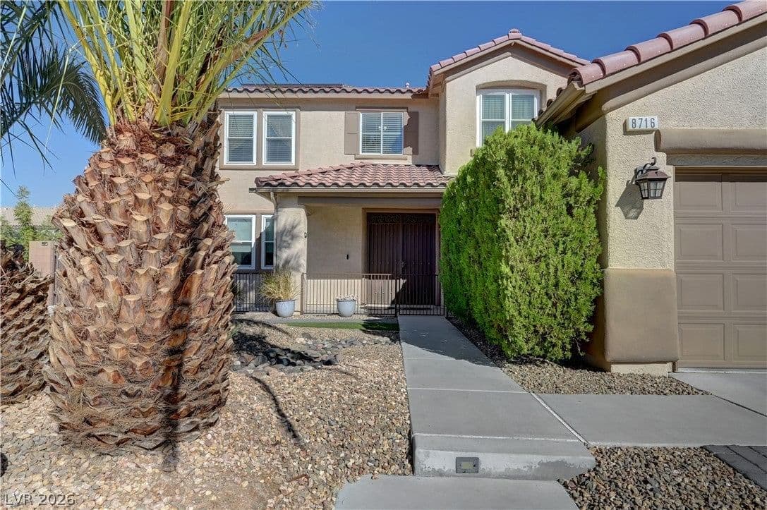 8716 Melissa Meadows Street photo 4