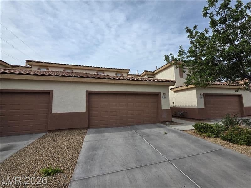 1423 Orange Jubilee Road photo 2