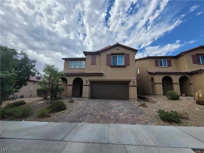 2409 Gilmore Avenue photo 3