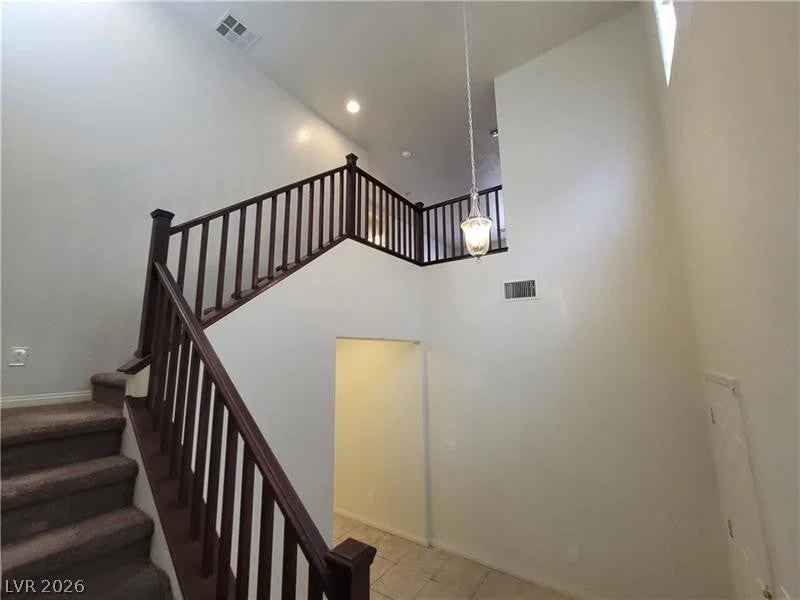 2409 Gilmore Avenue photo 5