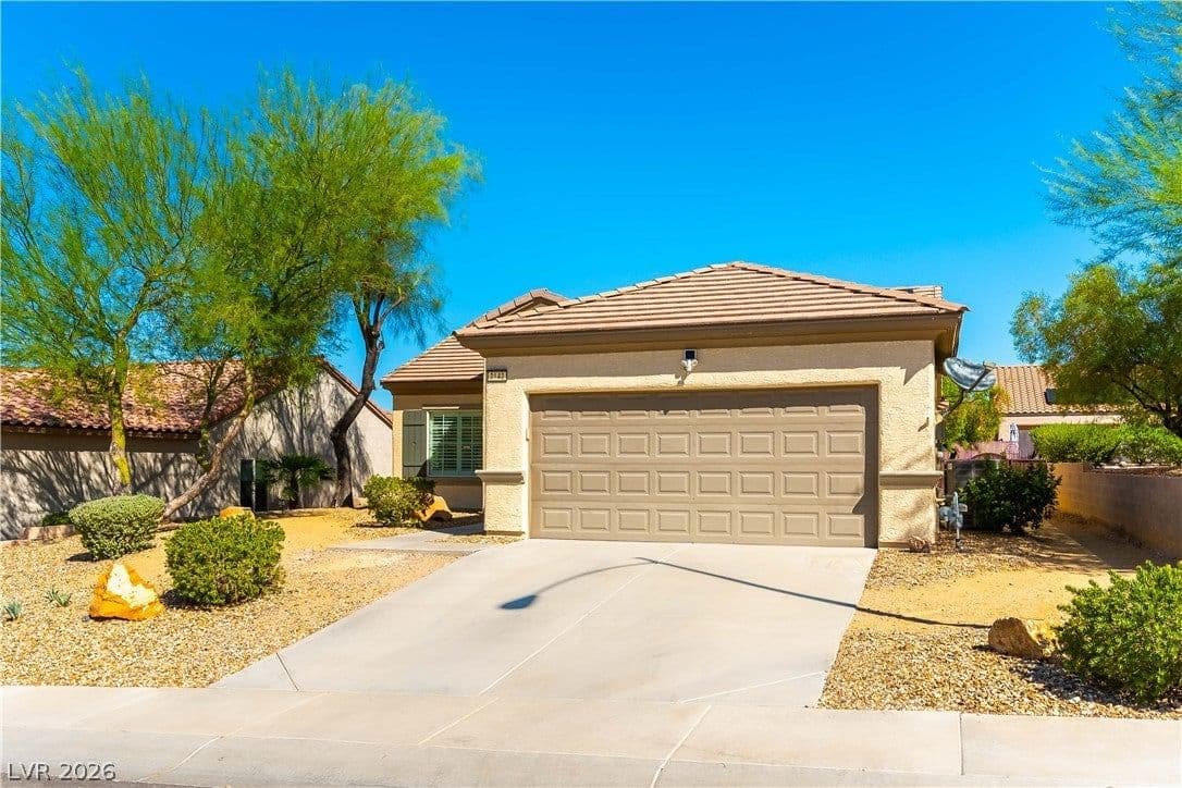 2142 Alyssa Jade Drive photo 5