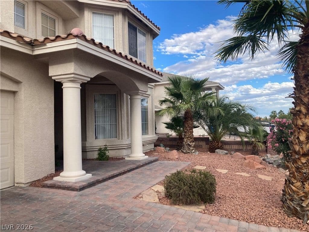 6576 Gossamer Fog Avenue photo 4