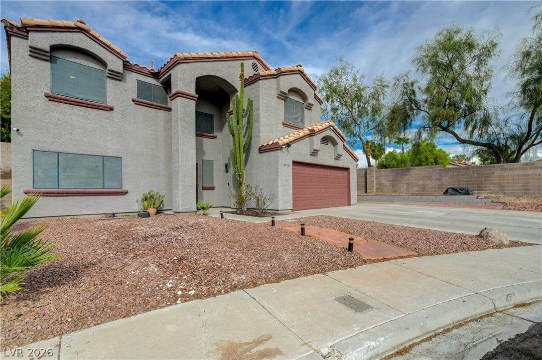 4713 Sun Glory Court photo 4