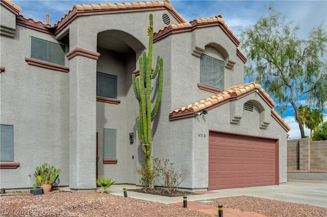 4713 Sun Glory Court photo 5