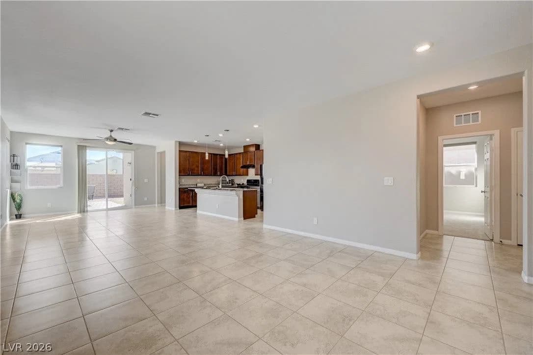 1125 Pristine Estate Avenue photo 5
