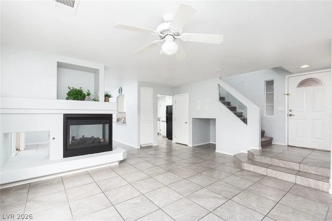 10272 Ghost Gum Street photo 5