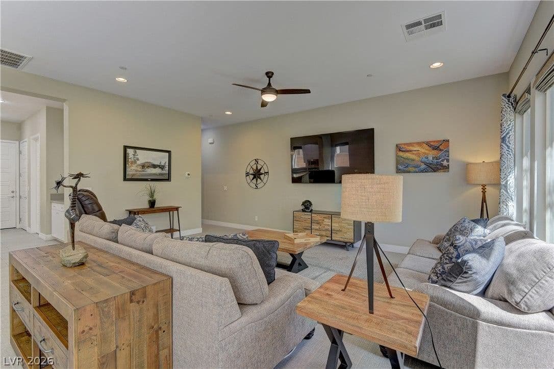 11261 Essence Point Avenue photo 5