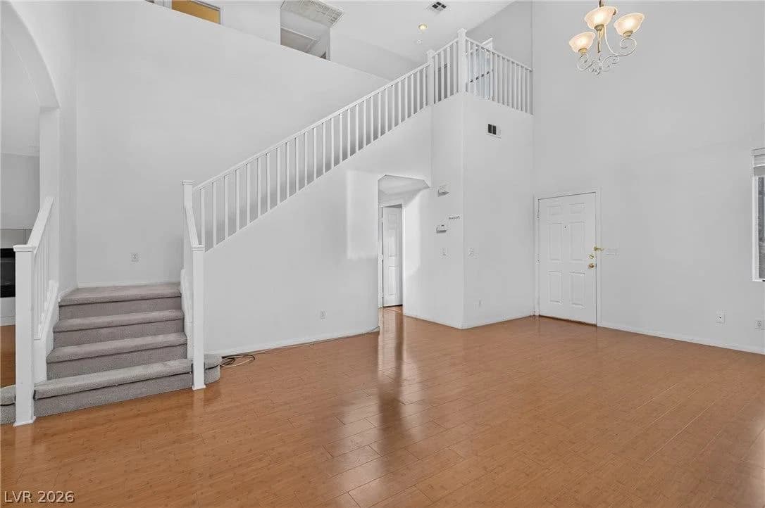 4871 Lionesse Court photo 5