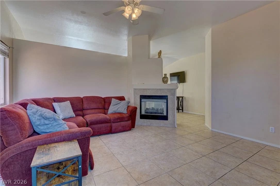 1263 Shimmering Glen Avenue photo 5