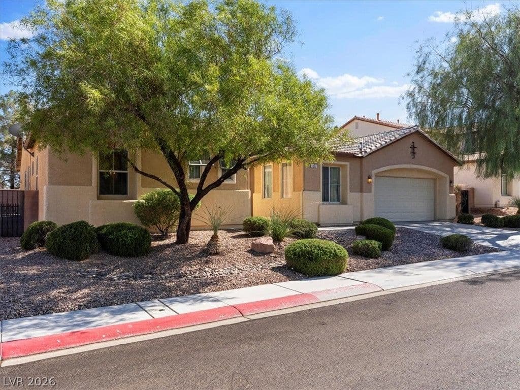 1217 Silent Sunset Avenue photo 4